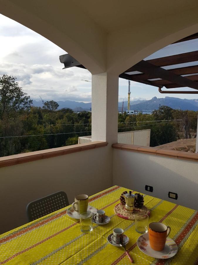 Borgo San Giorgio Διαμέρισμα Àrbatax Εξωτερικό φωτογραφία