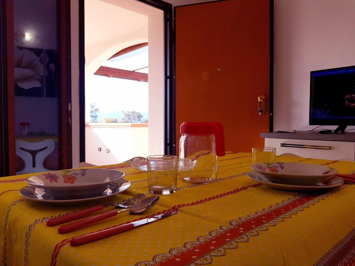 Borgo San Giorgio Διαμέρισμα Àrbatax Εξωτερικό φωτογραφία