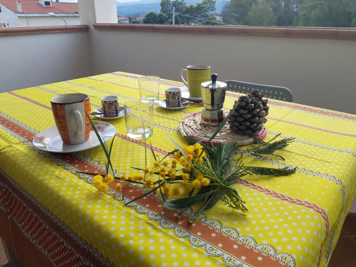 Borgo San Giorgio Διαμέρισμα Àrbatax Εξωτερικό φωτογραφία